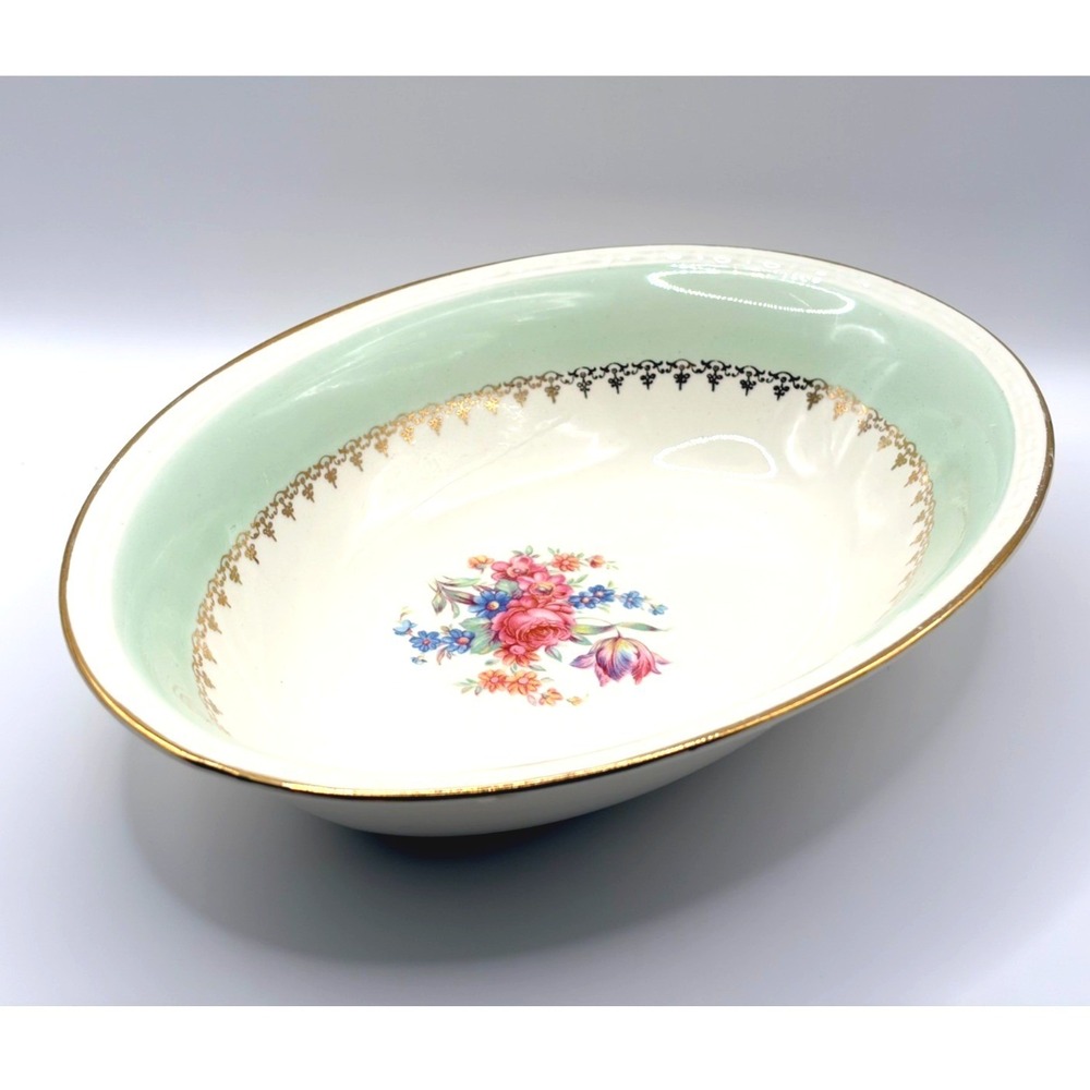 Homer Laughlin Eggshell Georgian Chateau Oval Serving Bowl 9 3/8" **Read Below**